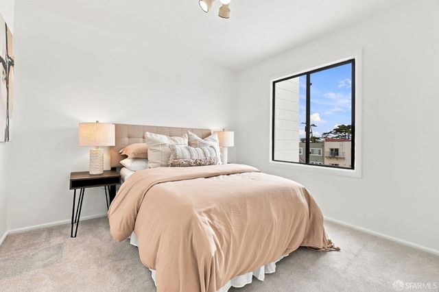 1943 35th Avenue, San Francisco, CA 94116