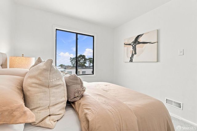 1943 35th Avenue, San Francisco, CA 94116