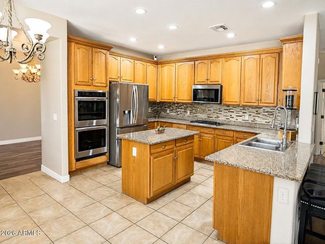 11401 E Sheridan Circle, Mesa, AZ 85212