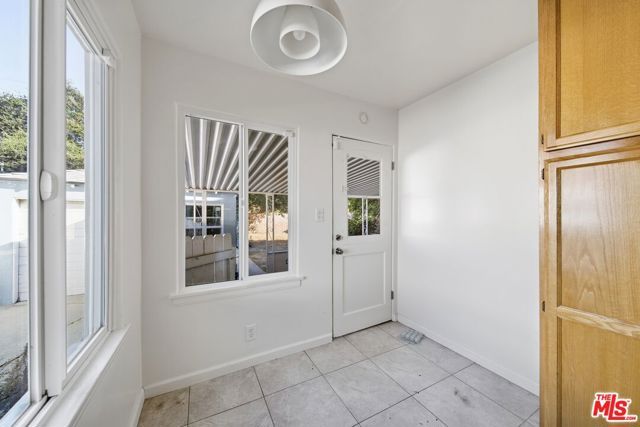 14707 Addison Street, Sherman Oaks, CA 91403