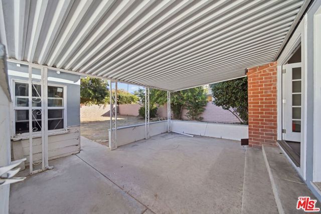 14707 Addison Street, Sherman Oaks, CA 91403