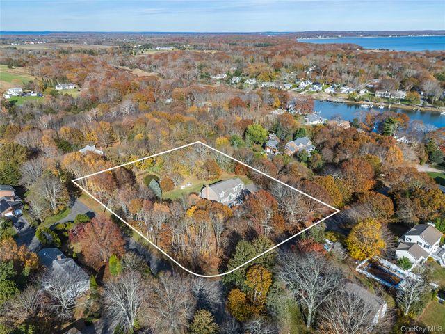 145 Baldwin Place, Cutchogue, NY 11935