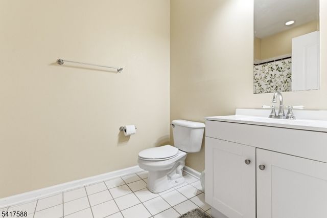 2103 Avery Ct, Franklin Twp., NJ 08873