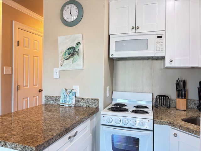 6102 Seawall Boulevard 145, Galveston, TX 77551