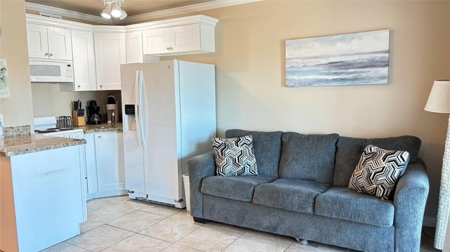 6102 Seawall Boulevard 145, Galveston, TX 77551