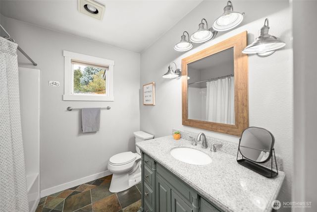 712 Vista View Place, East Wenatchee, WA 98802