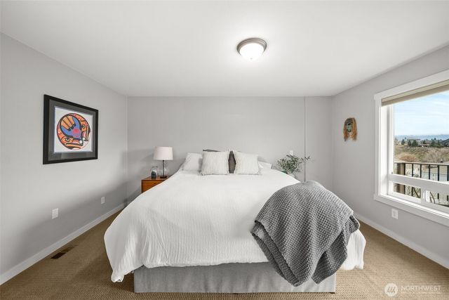 712 Vista View Place, East Wenatchee, WA 98802