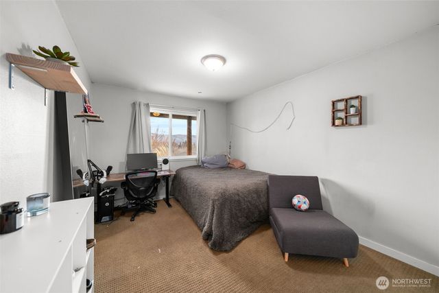 712 Vista View Place, East Wenatchee, WA 98802