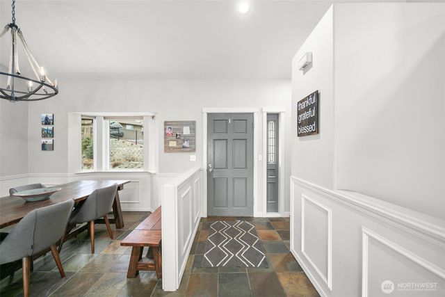 712 Vista View Place, East Wenatchee, WA 98802