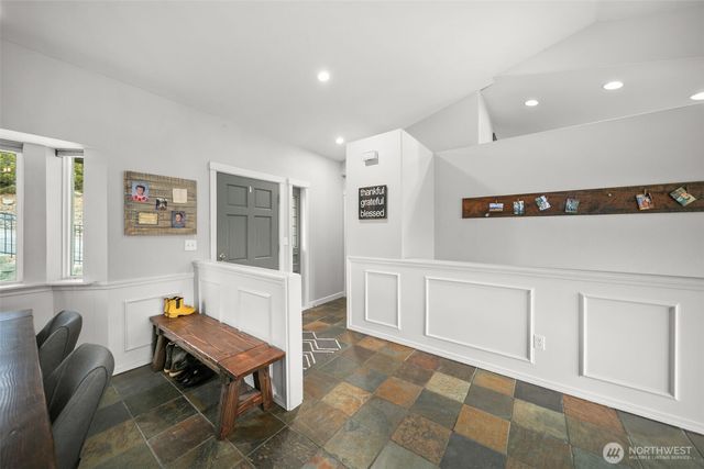 712 Vista View Place, East Wenatchee, WA 98802