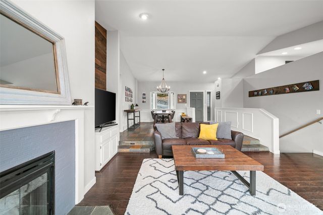 712 Vista View Place, East Wenatchee, WA 98802