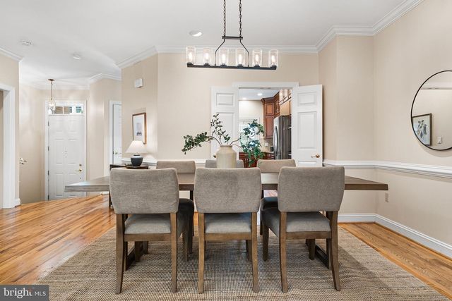 1588 N COLONIAL TER, Arlington, VA 22209