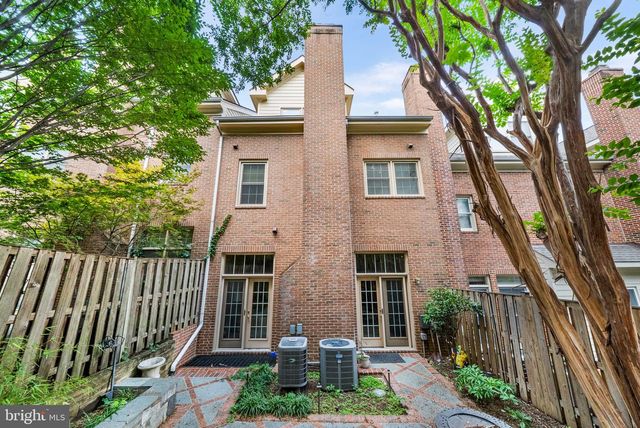 1588 N COLONIAL TER, Arlington, VA 22209