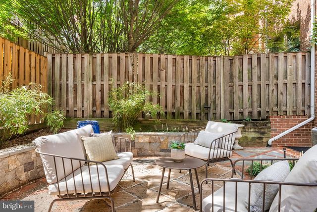 1588 N COLONIAL TER, Arlington, VA 22209