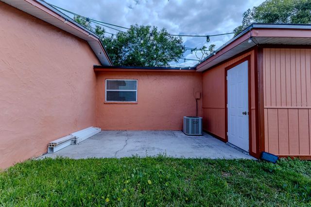 212 TENNEESSEE AVENUE, St Cloud, FL 34769