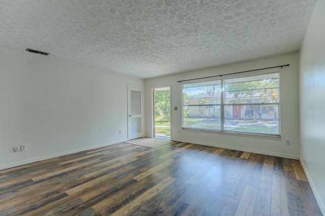 212 TENNEESSEE AVENUE, St Cloud, FL 34769