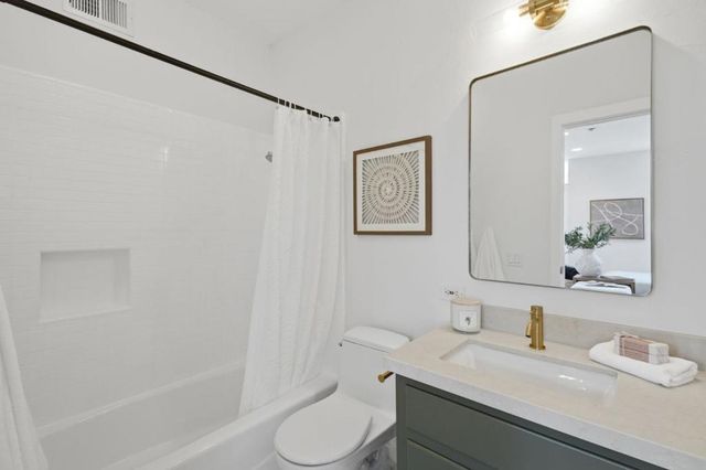 527 Lake Boulevard, Redwood City, CA 94062
