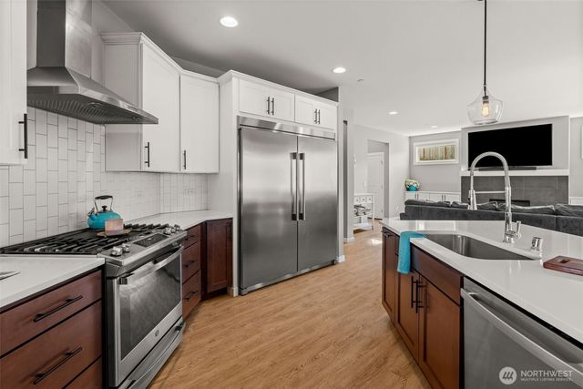 23240 46th Avenue E, Spanaway, WA 98387