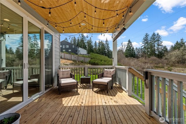 23240 46th Avenue E, Spanaway, WA 98387