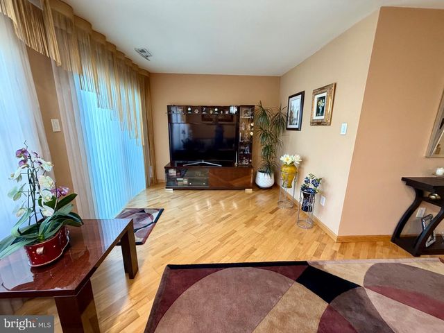 2703 STERLING RD, Yardley, PA 19067