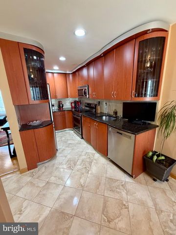 2703 STERLING RD, Yardley, PA 19067