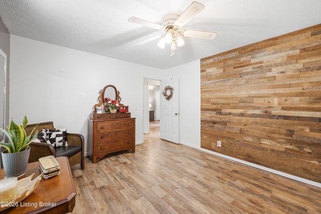 349 Tophill Dr, Shelbyville, KY 40065