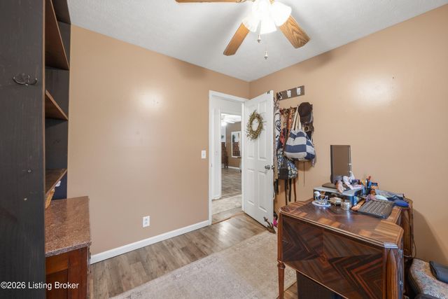 349 Tophill Dr, Shelbyville, KY 40065