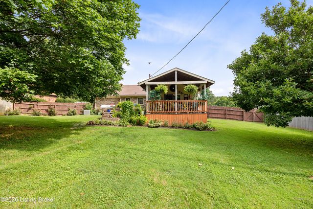 349 Tophill Dr, Shelbyville, KY 40065