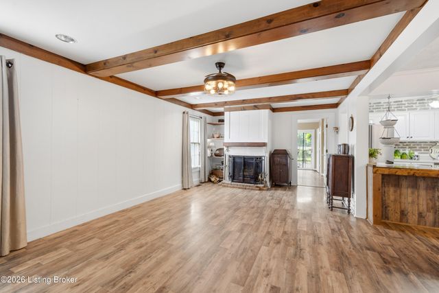 349 Tophill Dr, Shelbyville, KY 40065