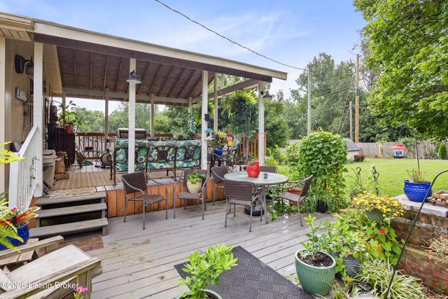 349 Tophill Dr, Shelbyville, KY 40065