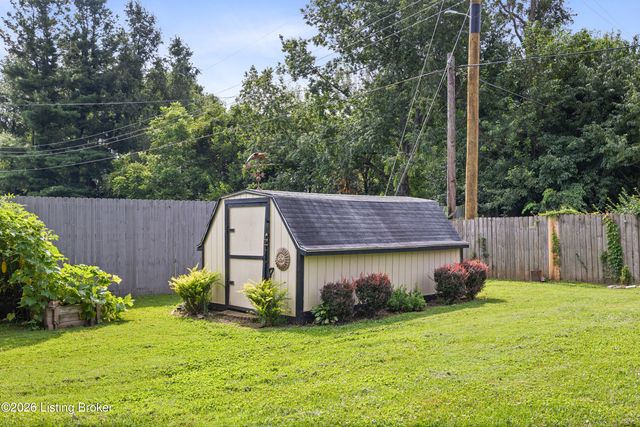 349 Tophill Dr, Shelbyville, KY 40065