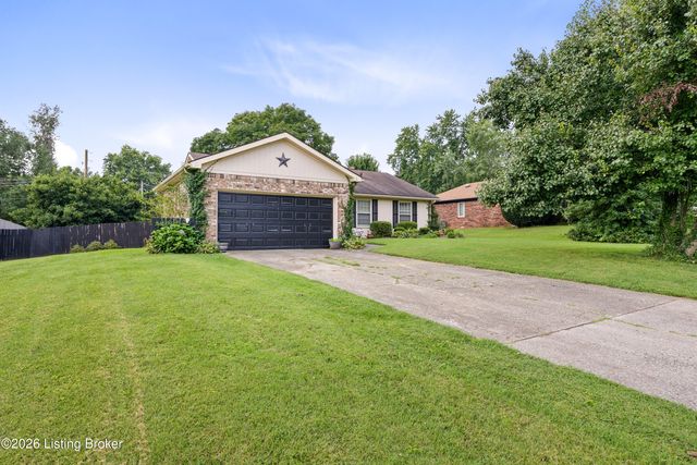 349 Tophill Dr, Shelbyville, KY 40065