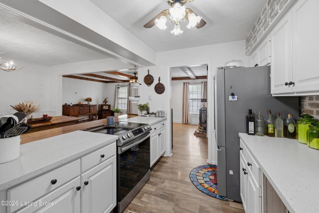 349 Tophill Dr, Shelbyville, KY 40065