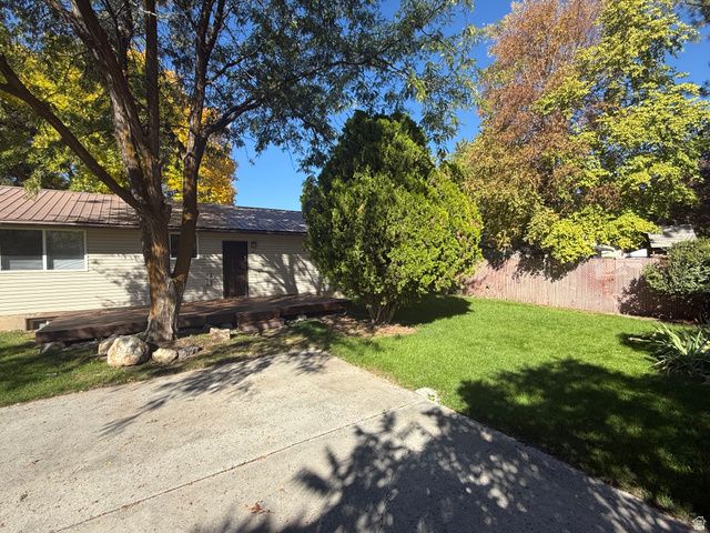 600 MAPLE DR, Smithfield, UT 84335