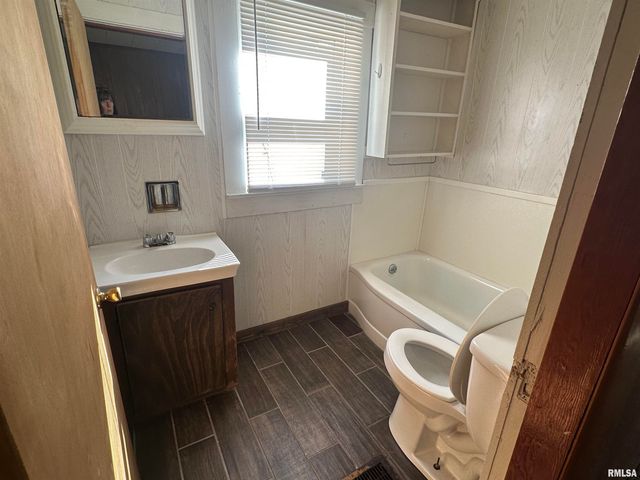 338 WARREN Road, Carbondale, IL 62901