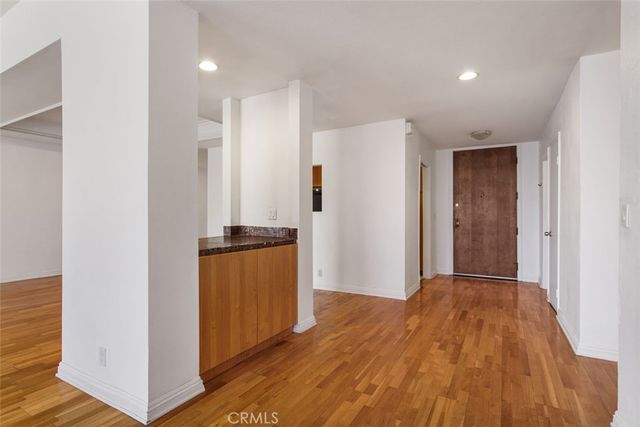 1880 Veteran Avenue, Los Angeles, CA 90025