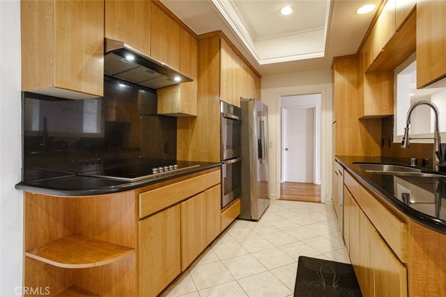 1880 Veteran Avenue, Los Angeles, CA 90025