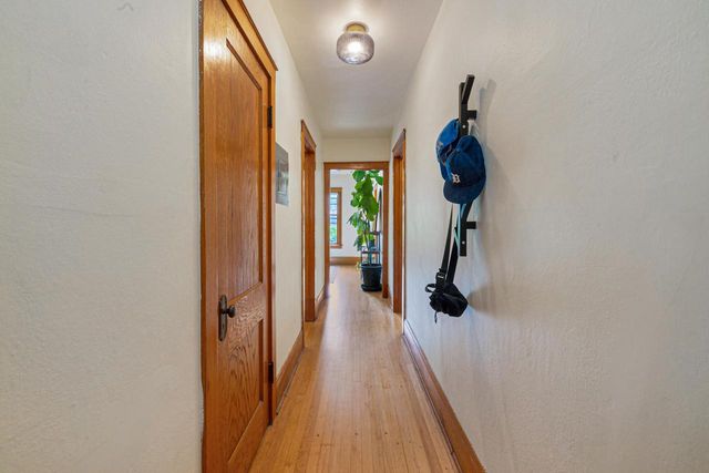 2537 N Downer AVENUE #15, Milwaukee, WI 53211