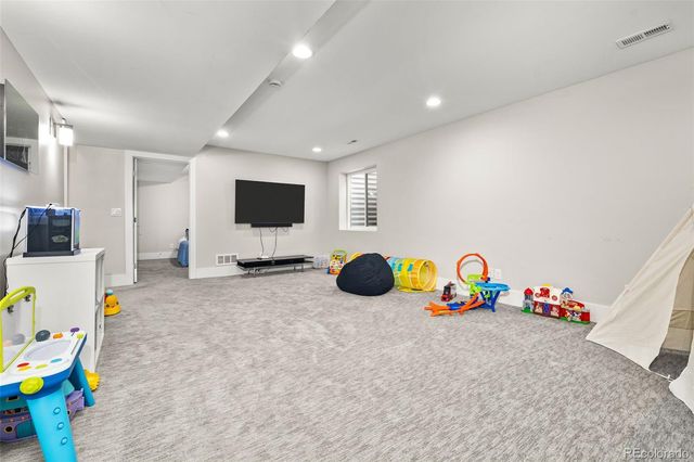 4477 N Vrain Street, Denver, CO 80212