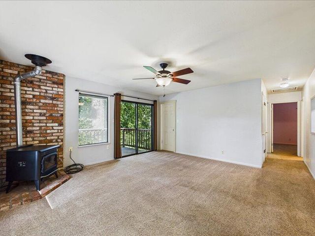 217 Blue Rock Road, Garberville, CA 95542