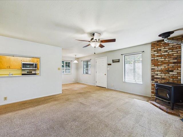 217 Blue Rock Road, Garberville, CA 95542