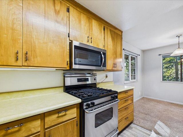 217 Blue Rock Road, Garberville, CA 95542