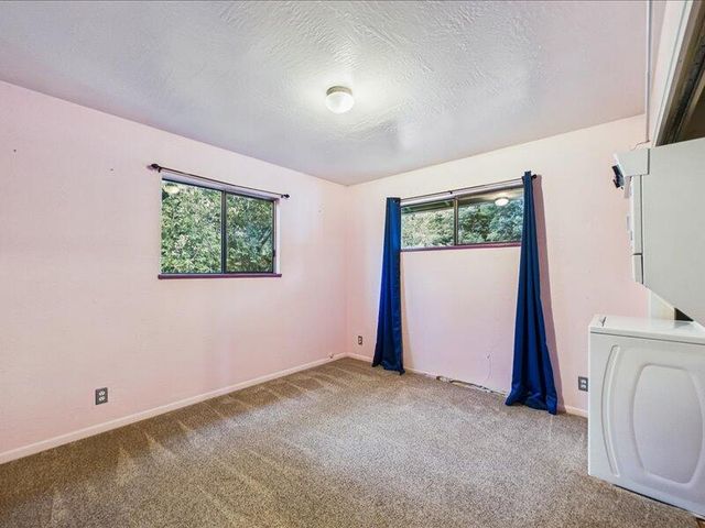 217 Blue Rock Road, Garberville, CA 95542