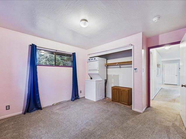 217 Blue Rock Road, Garberville, CA 95542