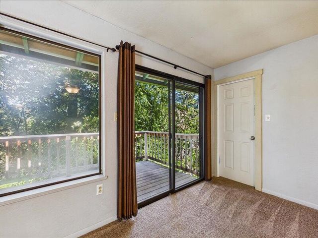 217 Blue Rock Road, Garberville, CA 95542