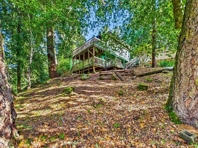 217 Blue Rock Road, Garberville, CA 95542