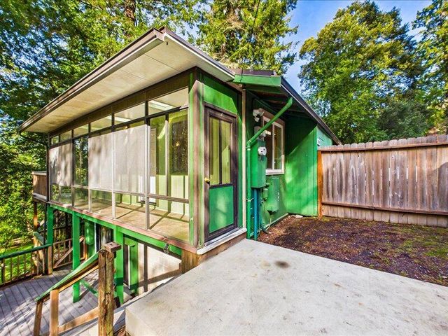 217 Blue Rock Road, Garberville, CA 95542