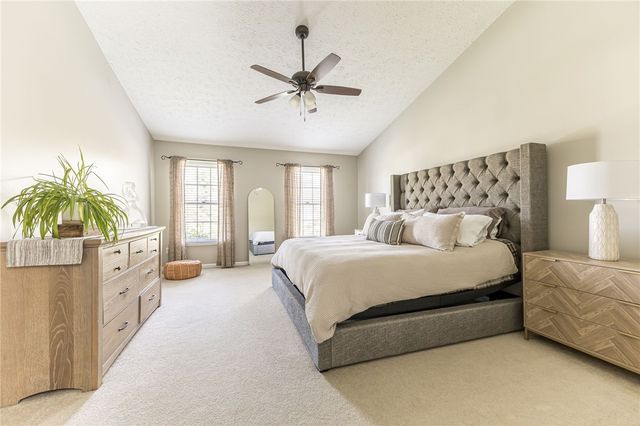 18 Stanford, Perinton, NY 14450