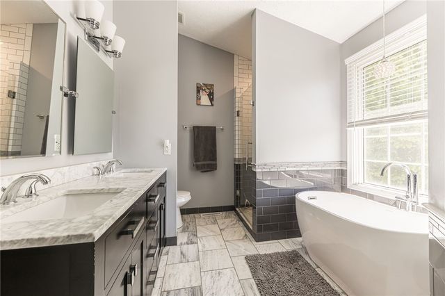 18 Stanford, Perinton, NY 14450