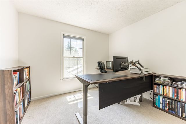 18 Stanford, Perinton, NY 14450